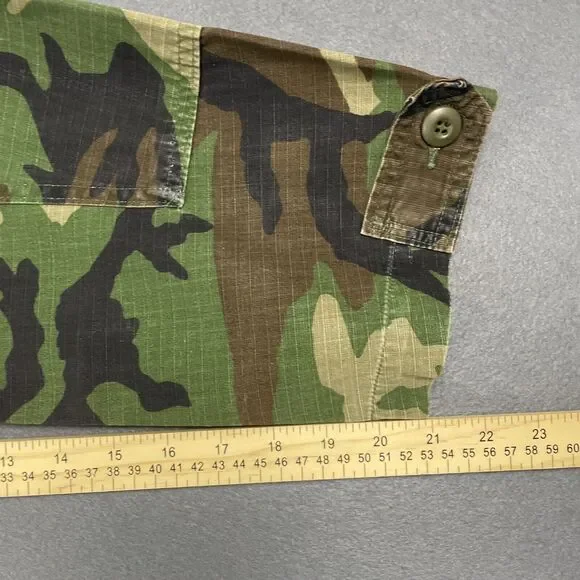 US Air Force Camo Sz Medium R Jacket Staff Sargent - Picture 15 of 16